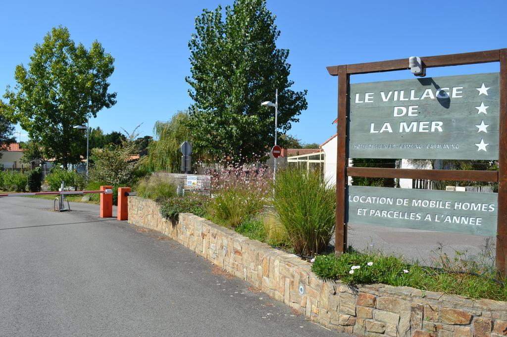 Camping Le Village De La Mer Les Moutiers Exterior photo